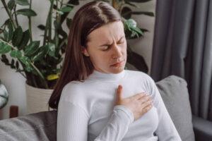 b12 injections and heart palpitations Signs You Could Benefit from Injections: Michele Meinhart, FNP: Aesthetics VITAMIN B12 shots are a